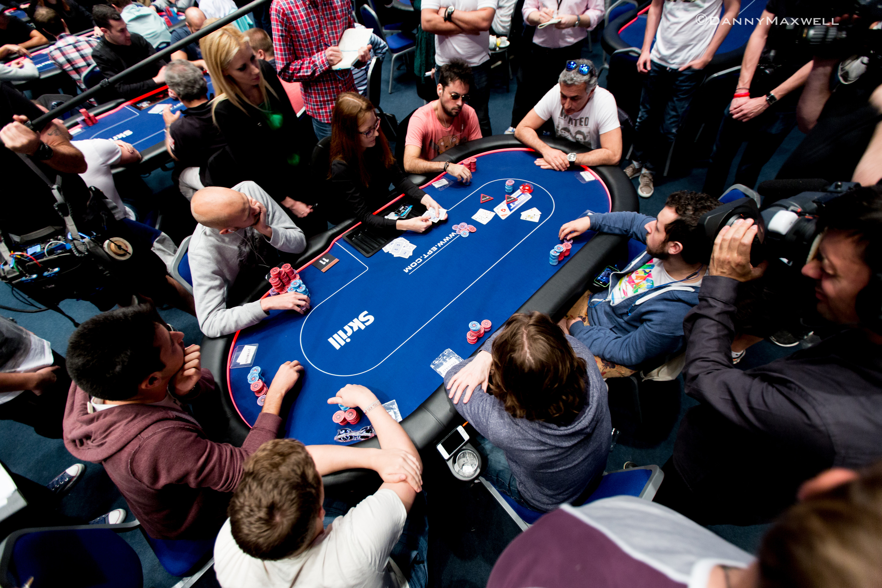 Royal Flush: Destansı Bahis Deneyimi